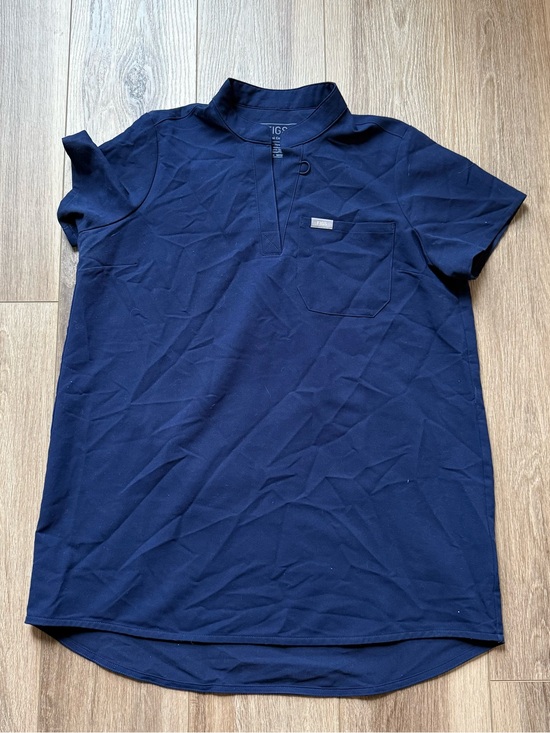 Figs Tops - FIGS Navy blue scrub Shirt size XS